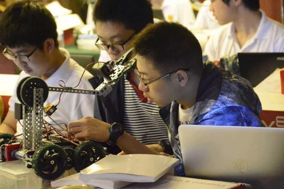 人工智能编程课程实验室